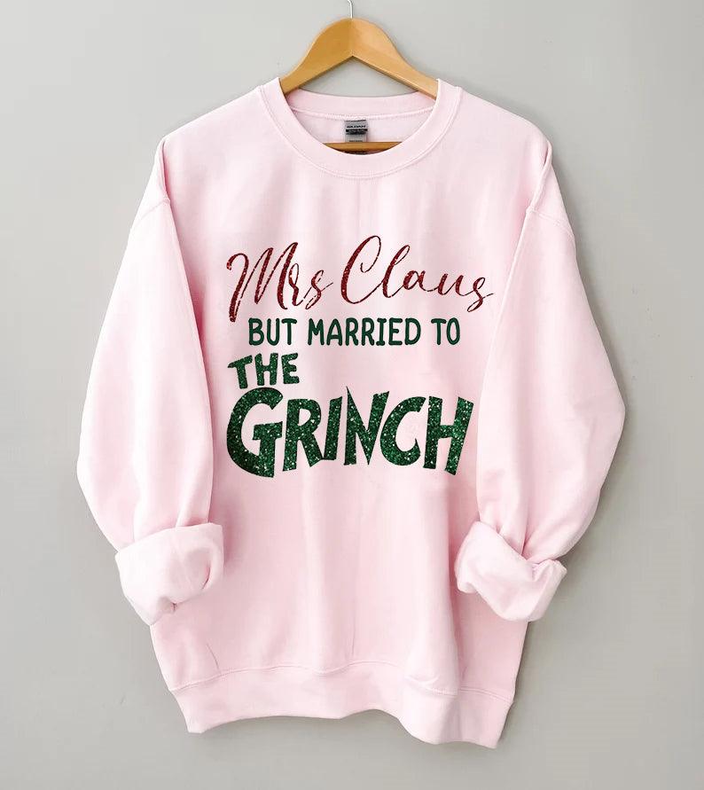 Vintage Mrs. Claus Sweatshirt - prettyspeach